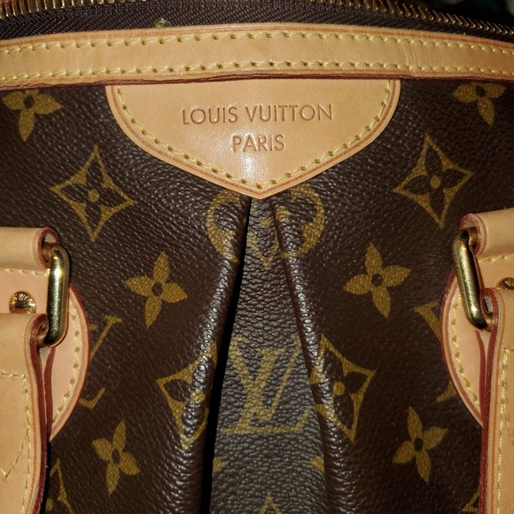 Louis Vuitton Brown Tote Bag with Iconic Monogram Pattern - Picture 11 of 15